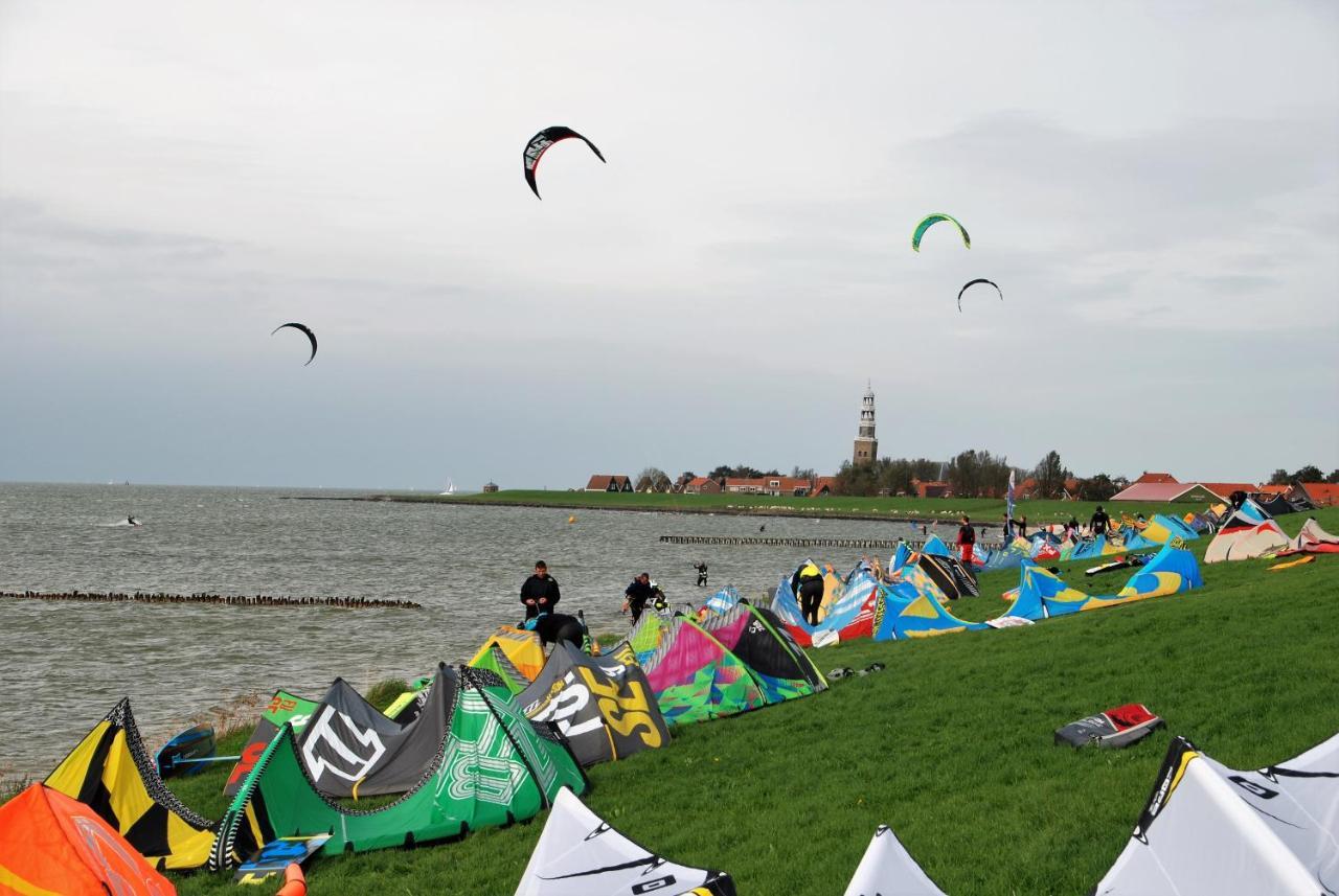 Uit Alle Windstreken 欣德洛彭 外观 照片